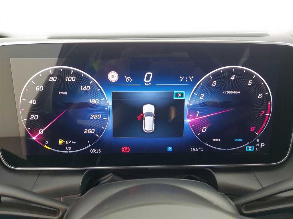 Mercedes-Benz GLC 300 2024 г. Серебристый, пробег 39631 км