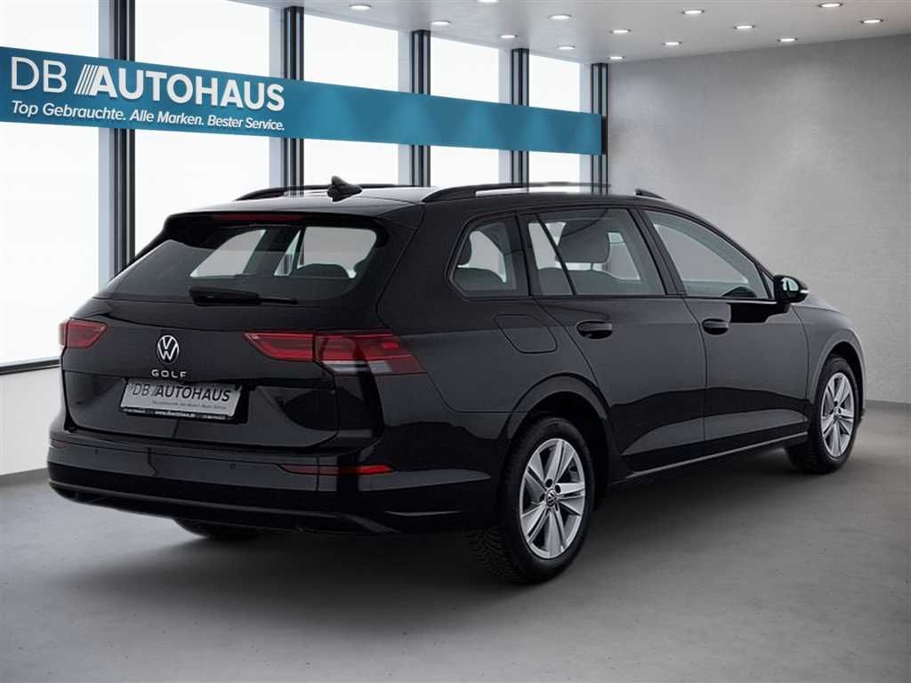 Volkswagen Golf 2024 г. Чёрный, пробег 24307 км