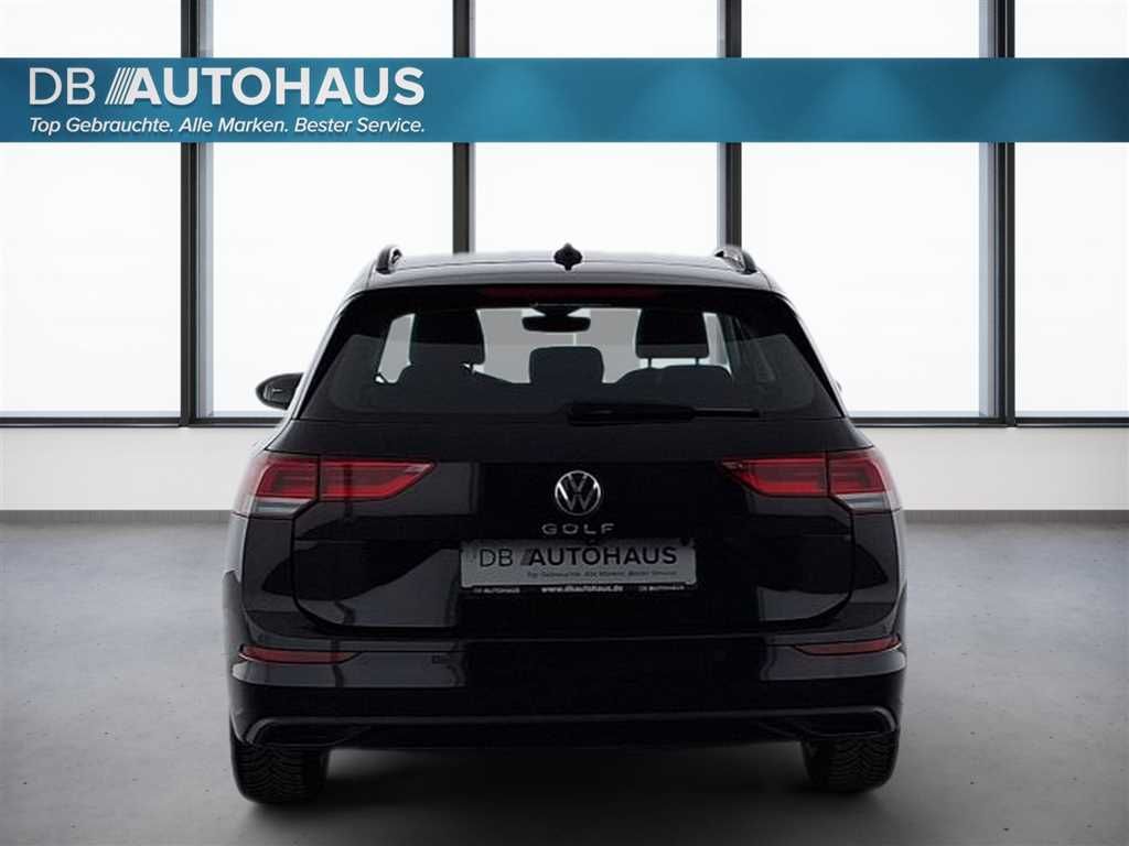 Volkswagen Golf 2024 г. Чёрный, пробег 24307 км