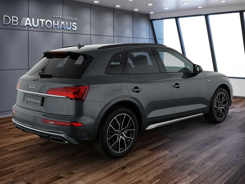 Audi Q5 2024 г. Серый, пробег 26414 км