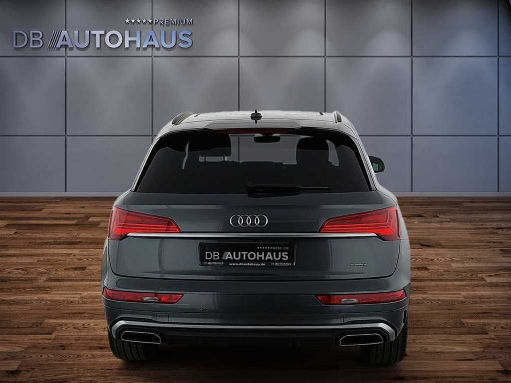 Audi Q5 2024 г. Серый, пробег 26414 км