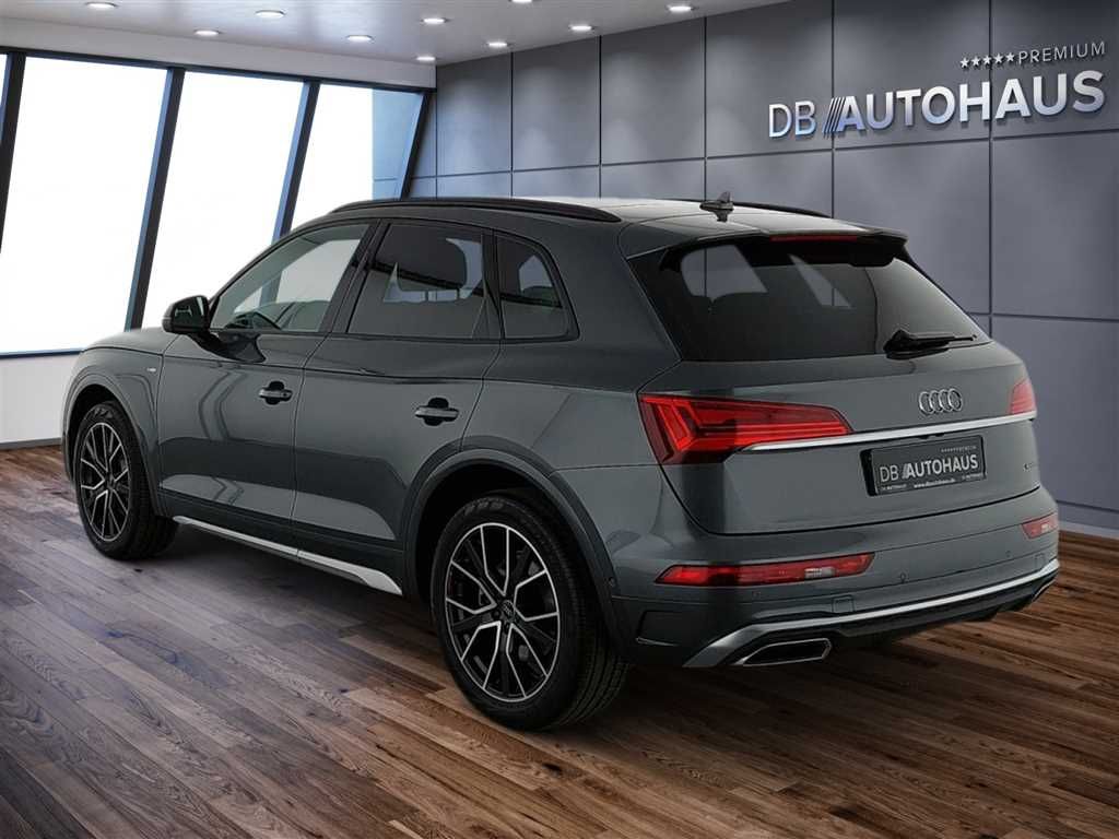 Audi Q5 2024 г. Серый, пробег 26414 км