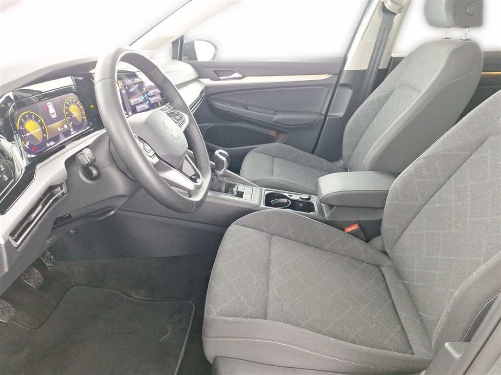 Volkswagen Golf 2024 г. Серый, пробег 30825 км