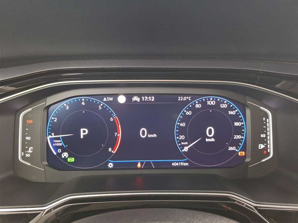 Volkswagen Polo 2024 г. Чёрный, пробег 40418 км