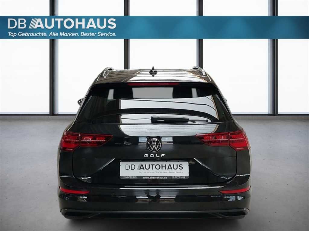 Volkswagen Golf 2024 г. Чёрный, пробег 23299 км