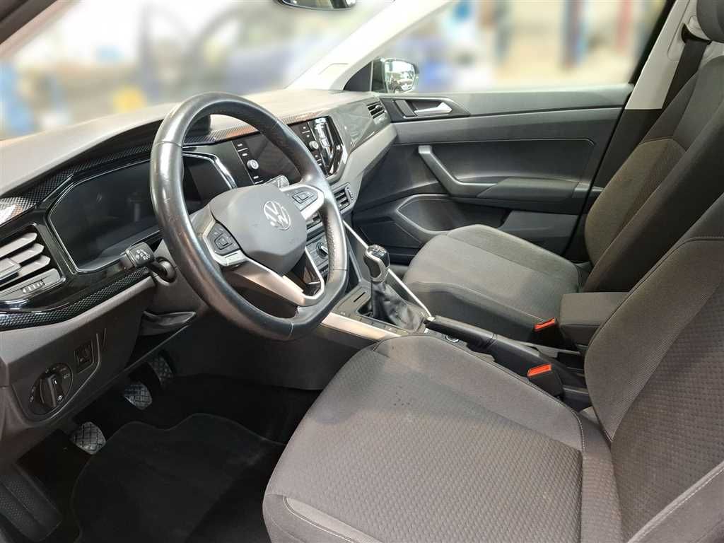 Volkswagen Polo 2024 г. Чёрный, пробег 40589 км