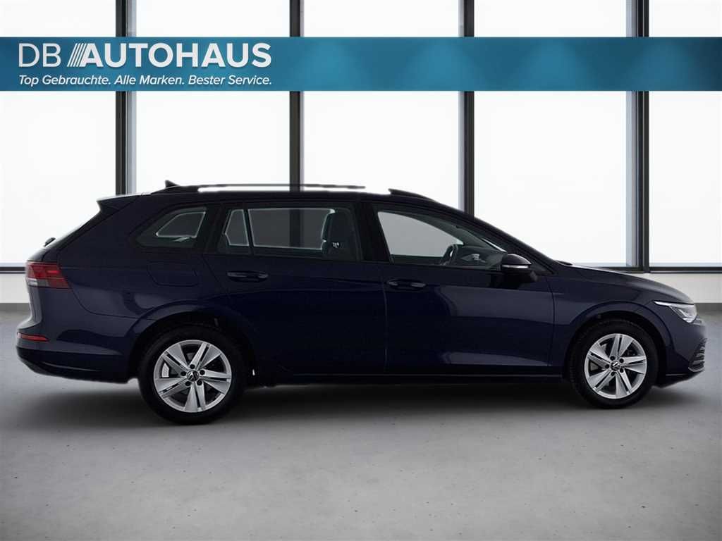 Volkswagen Golf 2023 г. Синий, пробег 47843 км
