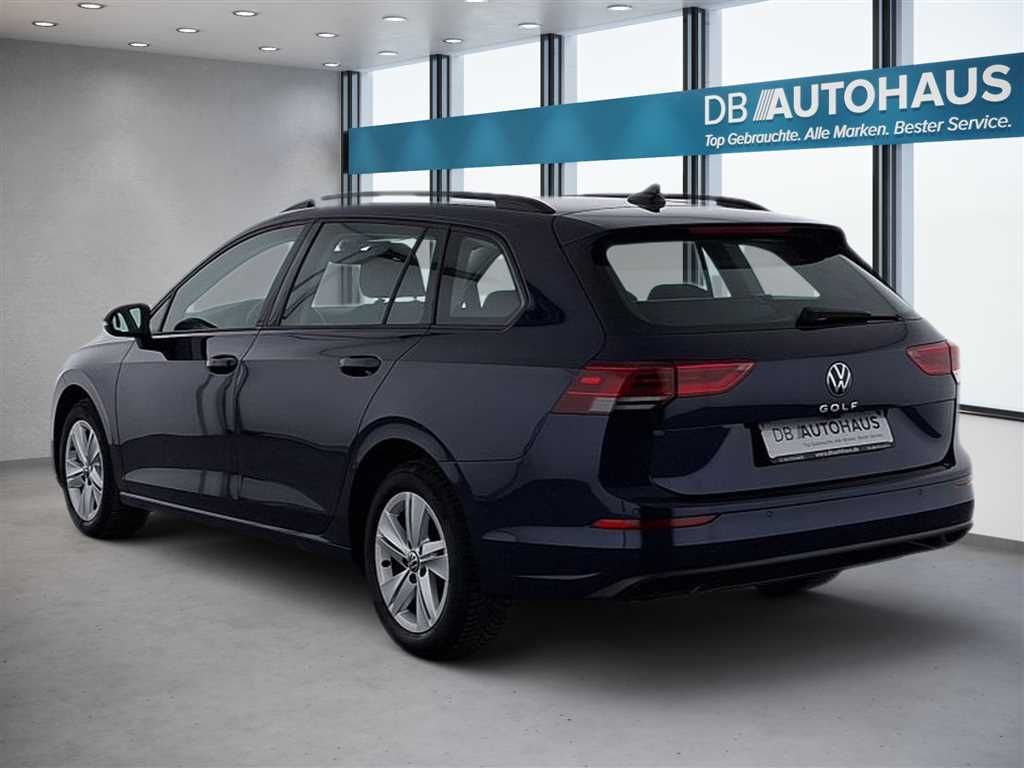 Volkswagen Golf 2023 г. Синий, пробег 47843 км
