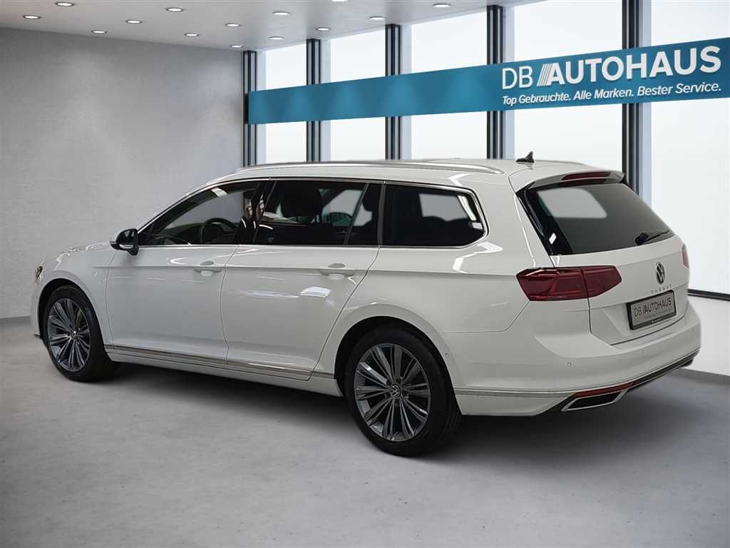 Volkswagen PASSAT VARIANT 2023 г. Белый, пробег 56466 км