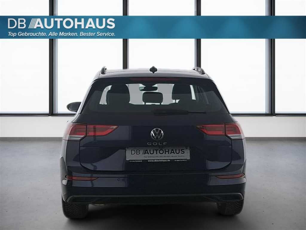 Volkswagen Golf 2024 г. Синий, пробег 15517 км