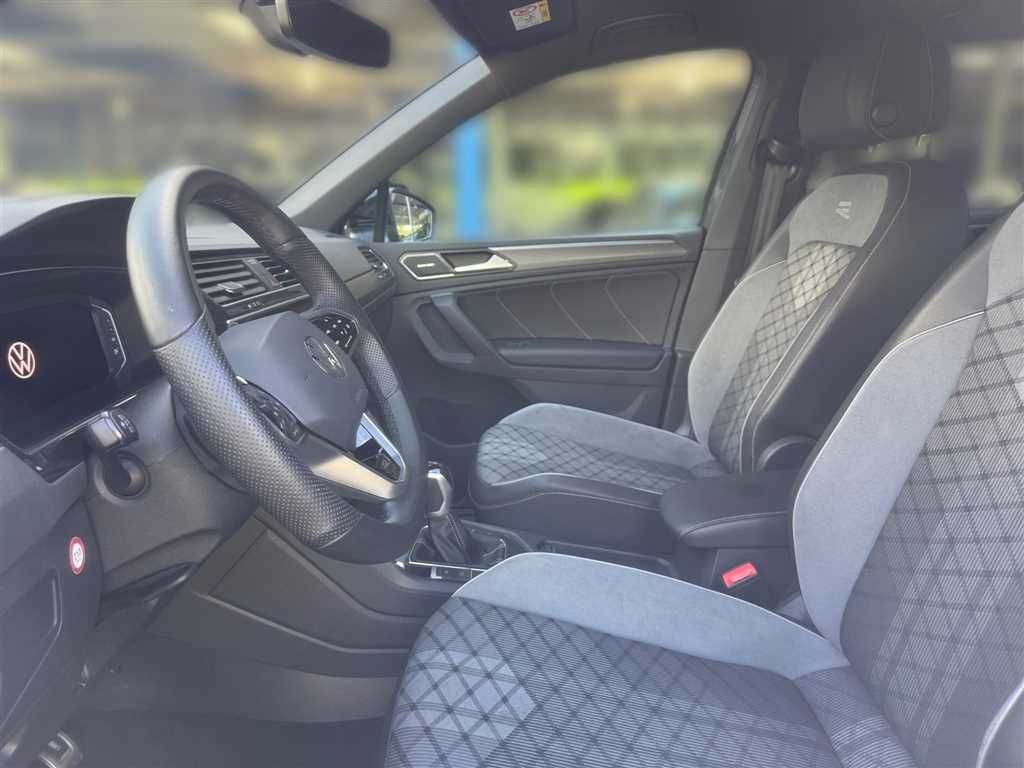 Volkswagen Tiguan 2024 г. Серый, пробег 51045 км
