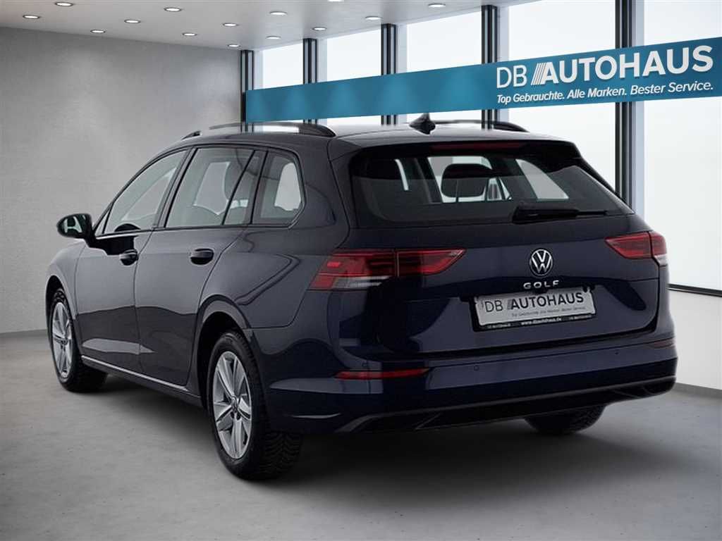 Volkswagen Golf 2023 г. Синий, пробег 59150 км
