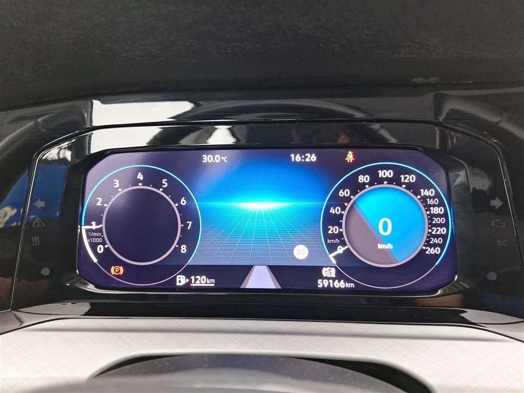 Volkswagen Golf 2023 г. Синий, пробег 59150 км