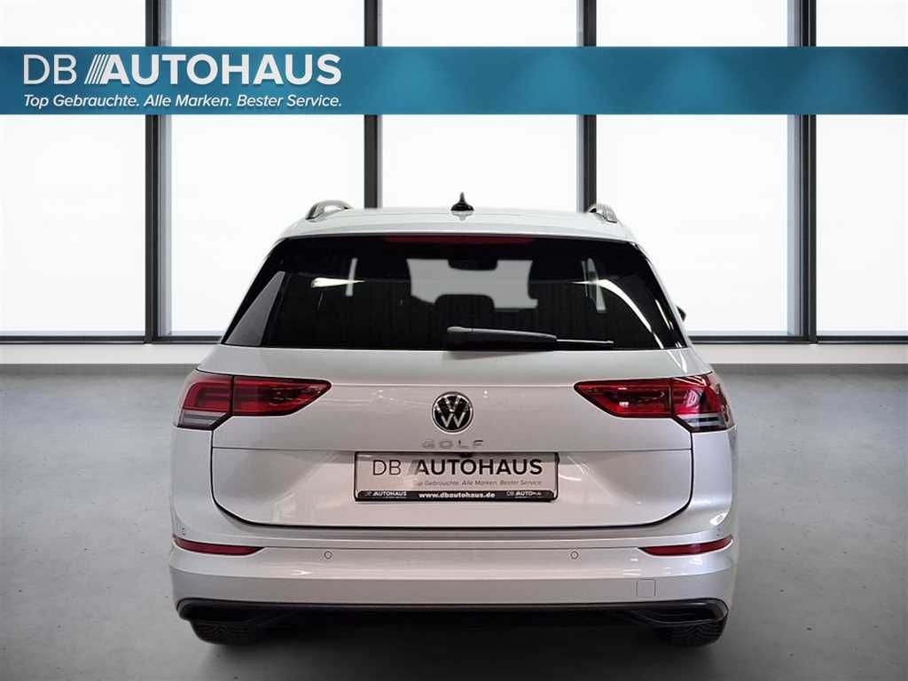 Volkswagen Golf 2024 г. Серебристый, пробег 25304 км