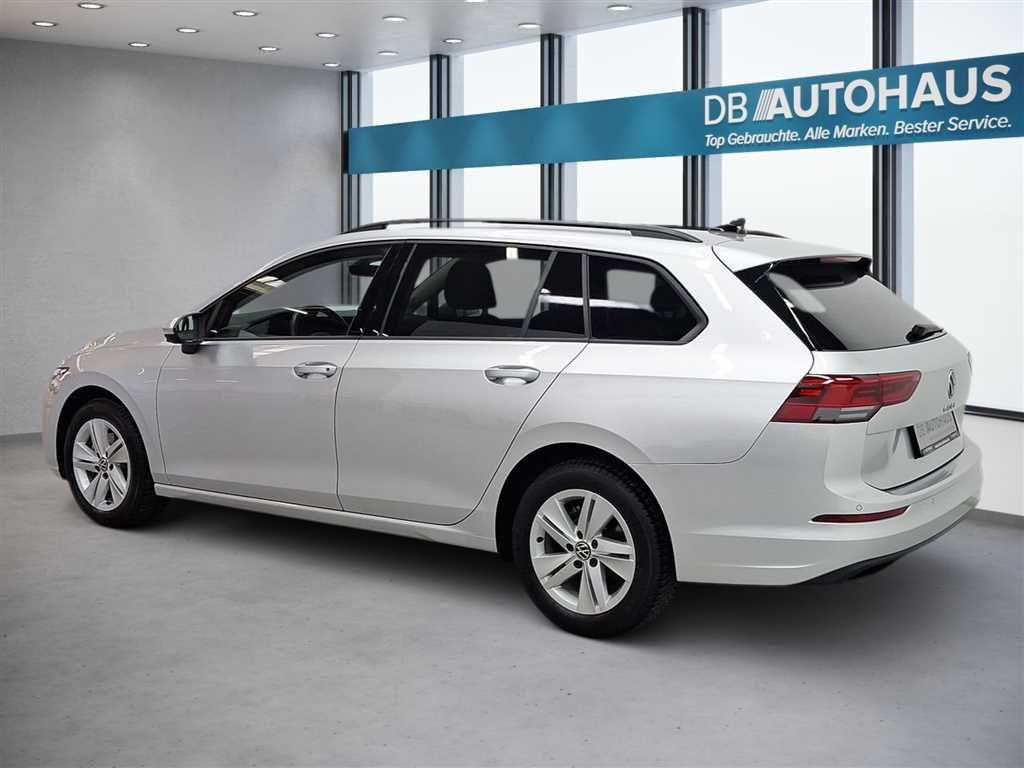 Volkswagen Golf 2024 г. Серебристый, пробег 25304 км