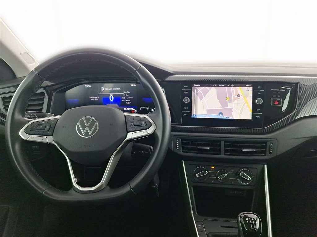 Volkswagen Polo 2024 г. Синий, пробег 42263 км