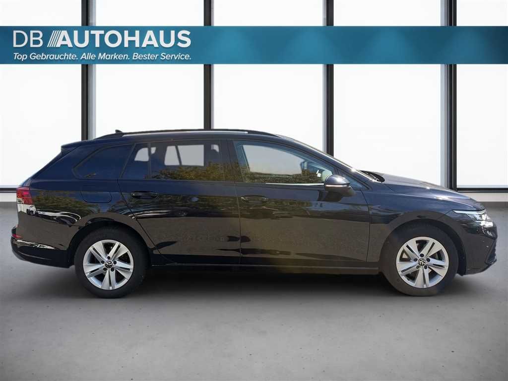 Volkswagen Golf 2024 г. Чёрный, пробег 26865 км