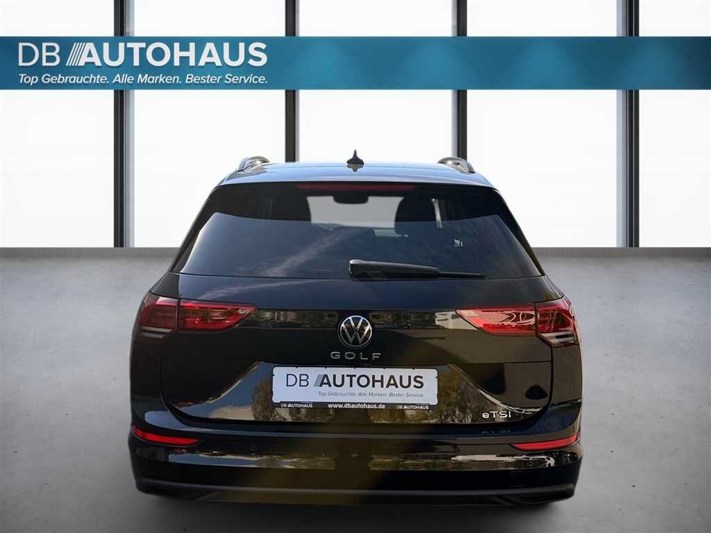 Volkswagen Golf 2024 г. Чёрный, пробег 26865 км