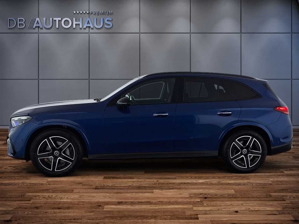 Mercedes-Benz GLC 300 2025 г. Синий, пробег 10040 км
