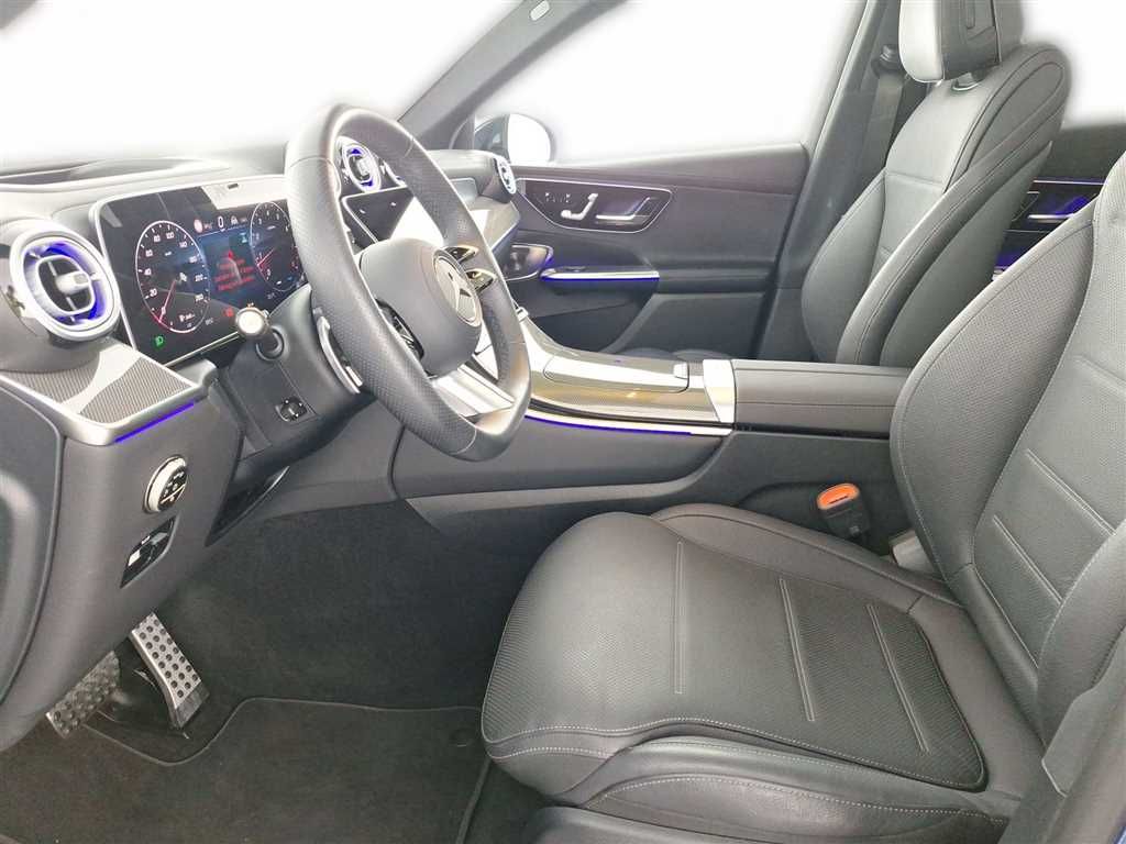 Mercedes-Benz GLC 300 2025 г. Синий, пробег 10040 км