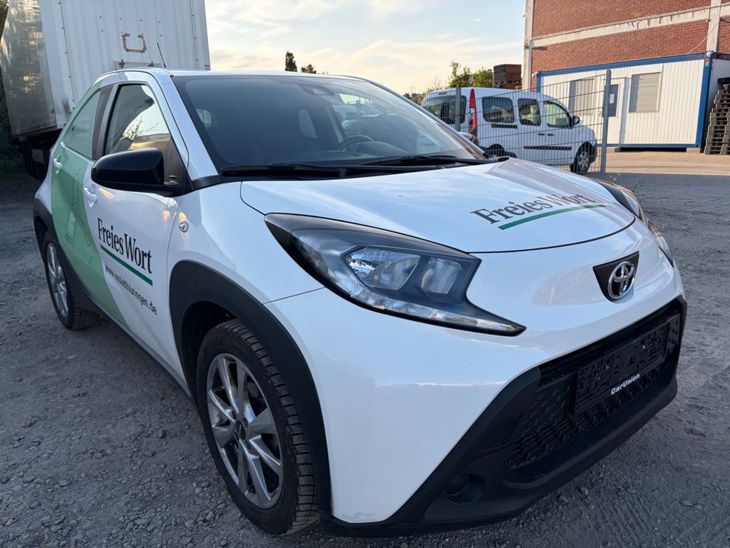 Toyota AYGO (X) 2024 г. Белый, пробег 44951 км