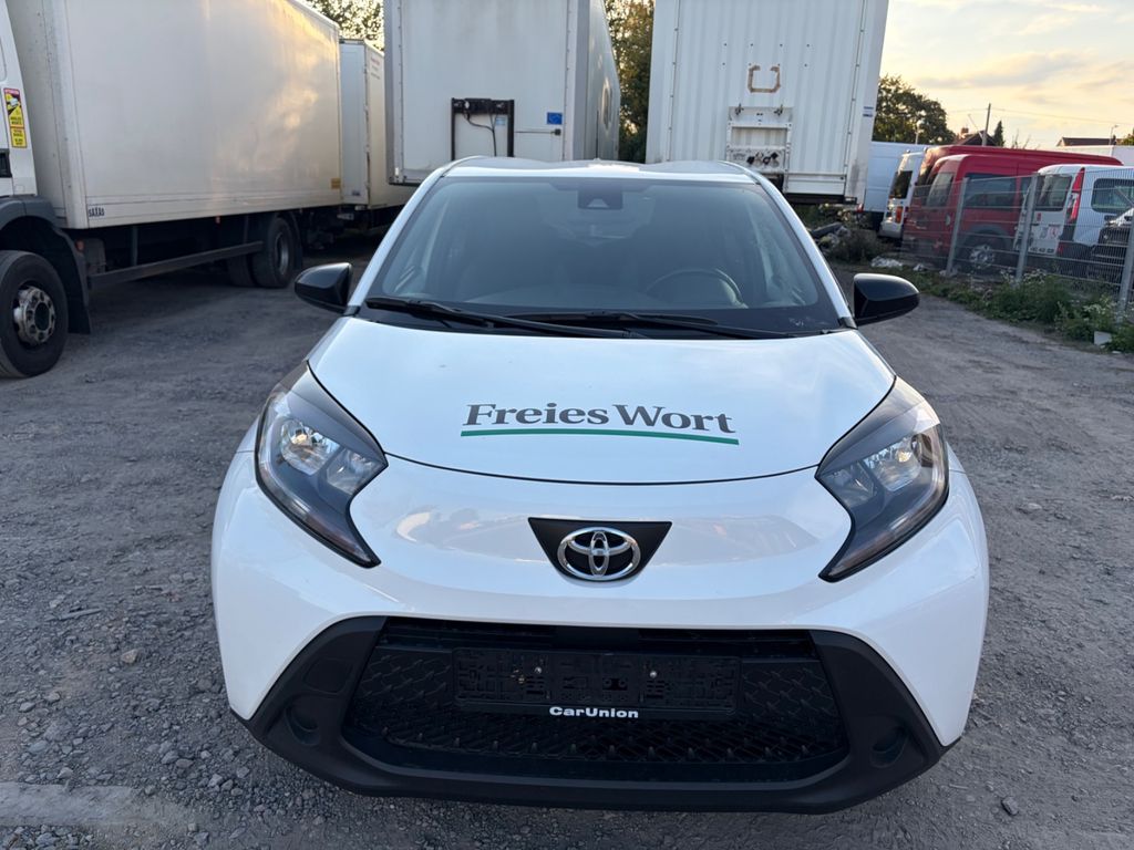 Toyota AYGO (X) 2024 г. Белый, пробег 44951 км