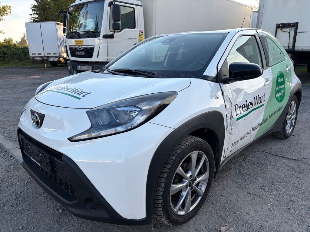 Toyota AYGO (X) 2024 г. Белый, пробег 44951 км