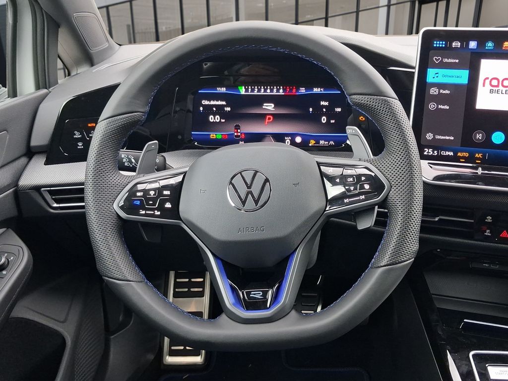Volkswagen Golf 2026 г. Белый, пробег 25 км