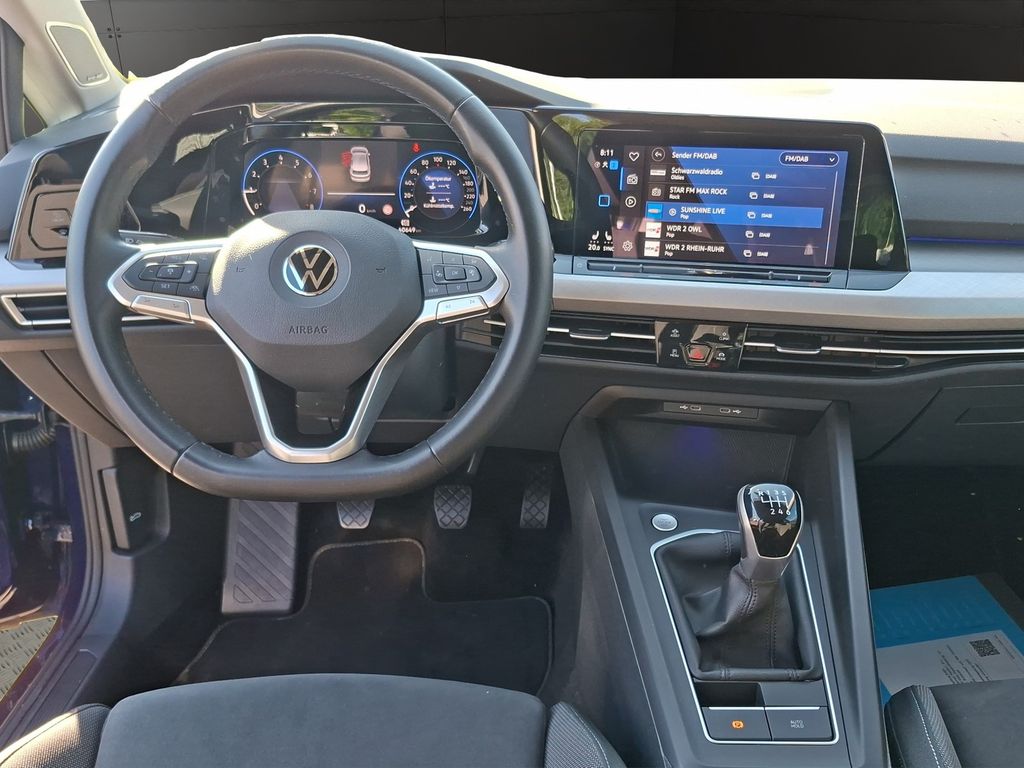 Volkswagen Golf 2022 г. Синий, пробег 40636 км