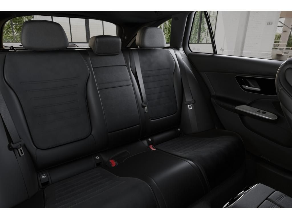 Mercedes-Benz C 200 2025 г. Чёрный, пробег 22412 км