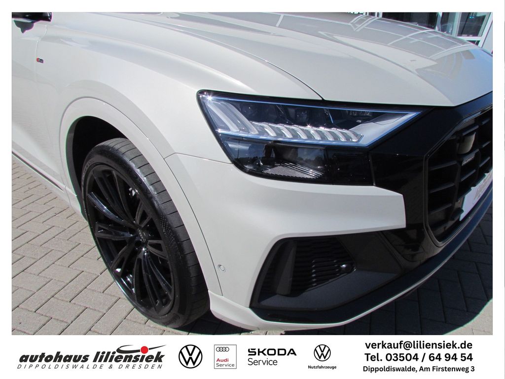 Audi Q8 2023 г. Бежевый, пробег 49330 км