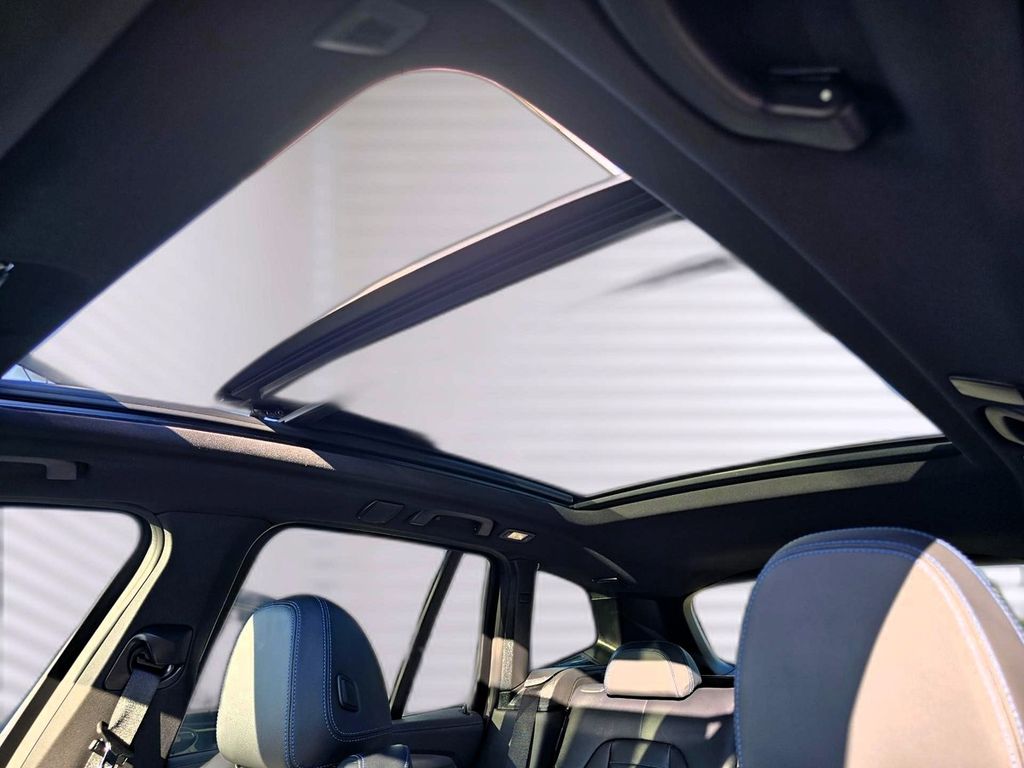BMW X3 2024 г. Чёрный, пробег 47513 км