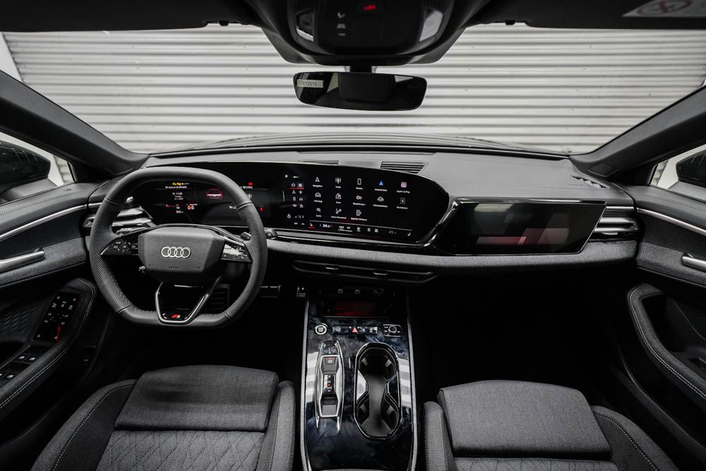 Audi A5 2024 г. Чёрный, пробег 30000 км