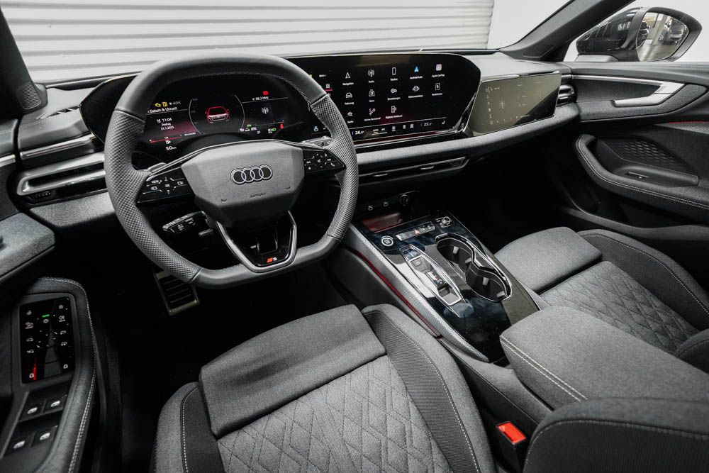 Audi A5 2024 г. Чёрный, пробег 30000 км