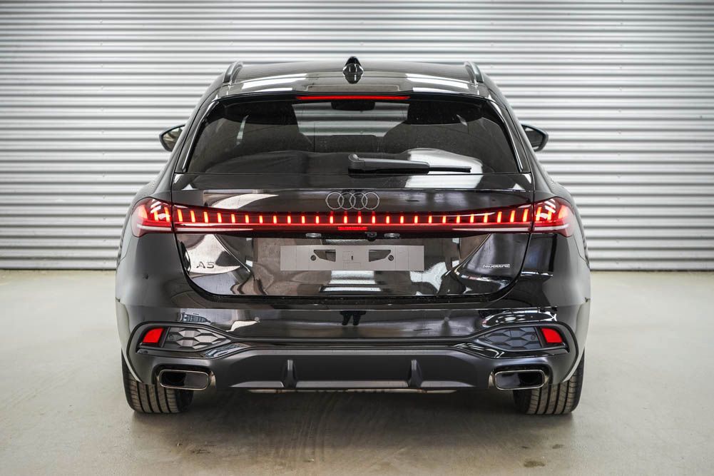 Audi A5 2026 г. Чёрный, пробег 20 км