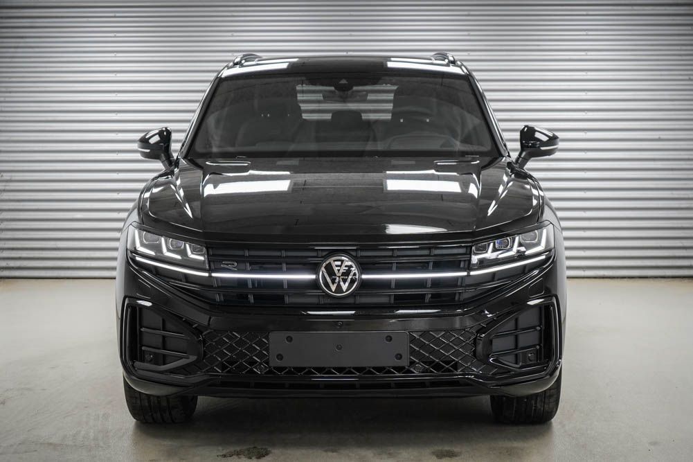 Volkswagen Touareg 2026 г. Чёрный, пробег 20 км
