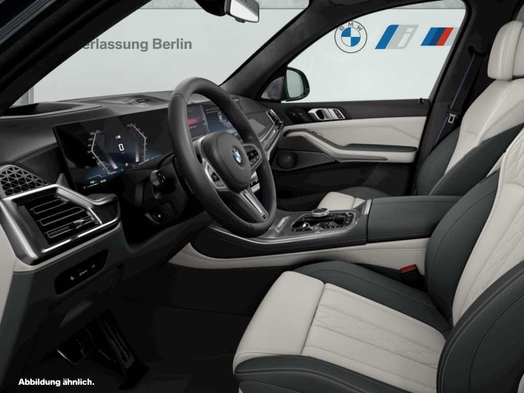 BMW X5 M60 2023 г. Чёрный, пробег 55058 км