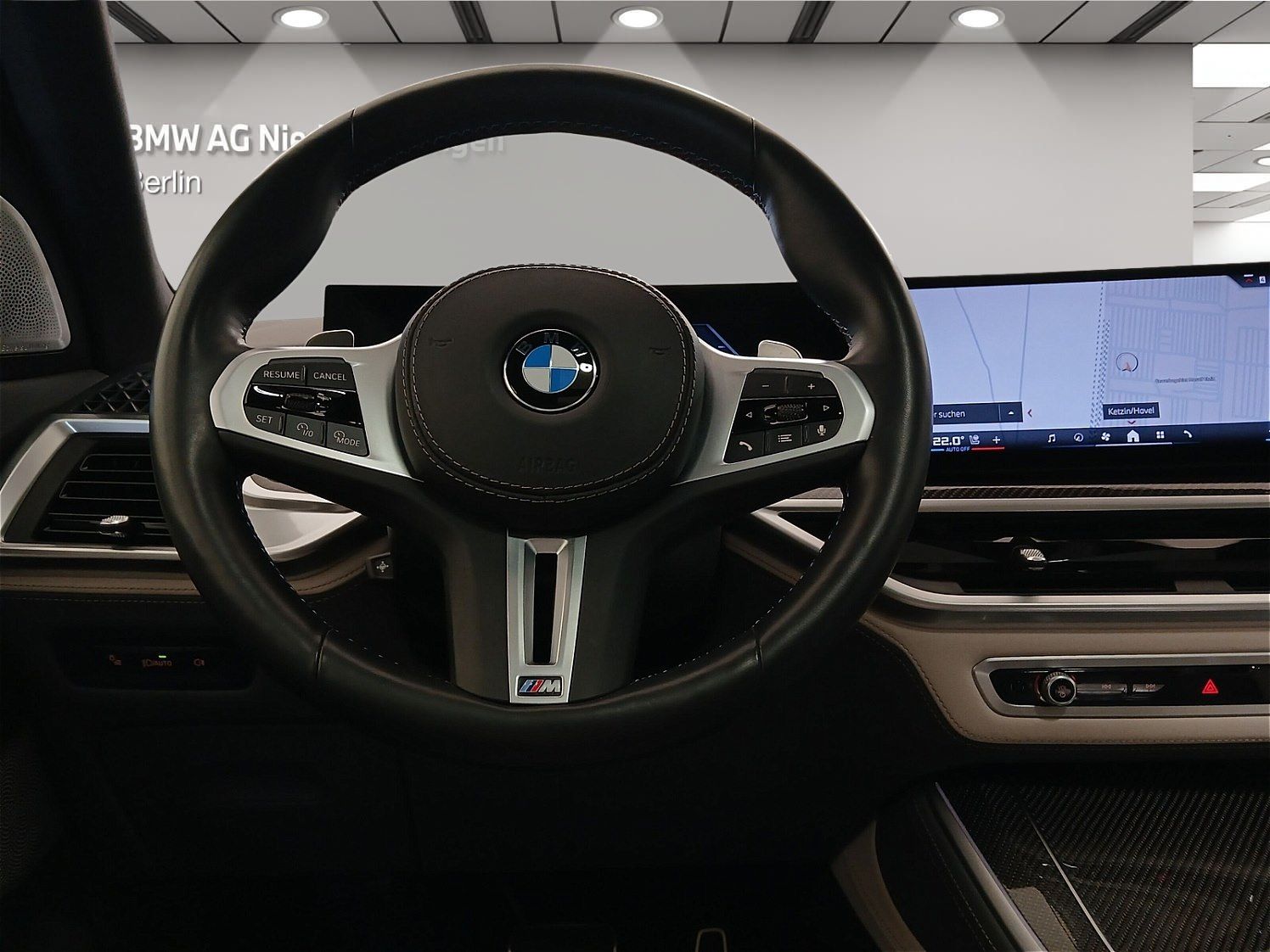 BMW X5 M60 2023 г. Чёрный, пробег 55058 км
