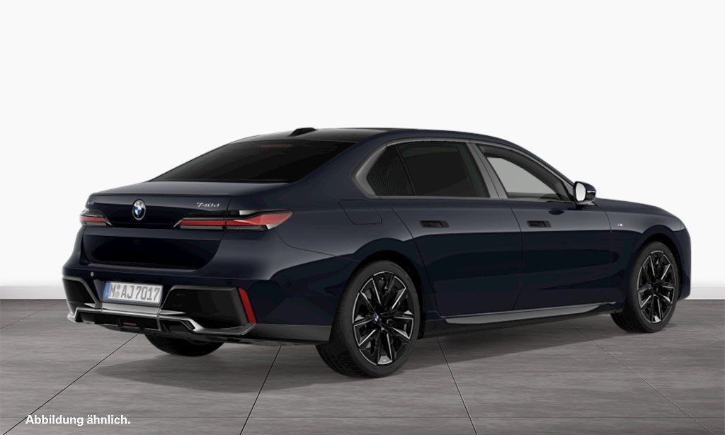 BMW 740 2023 г. Чёрный, пробег 59847 км