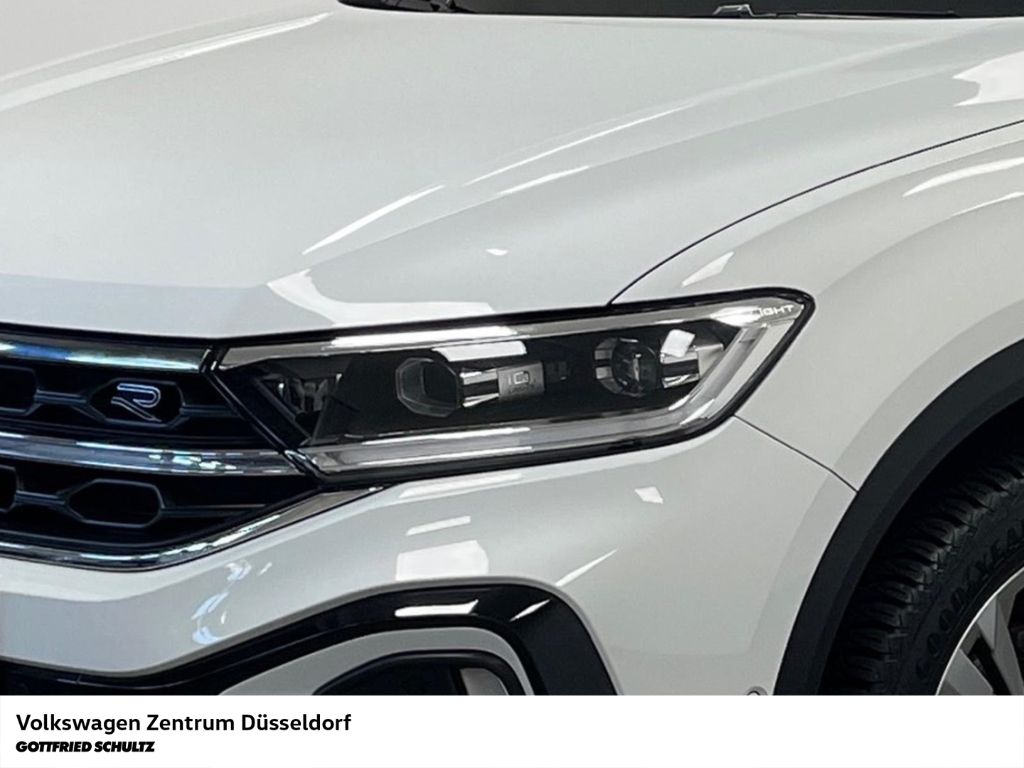 Volkswagen T-Roc 2023 г. Белый, пробег 33819 км