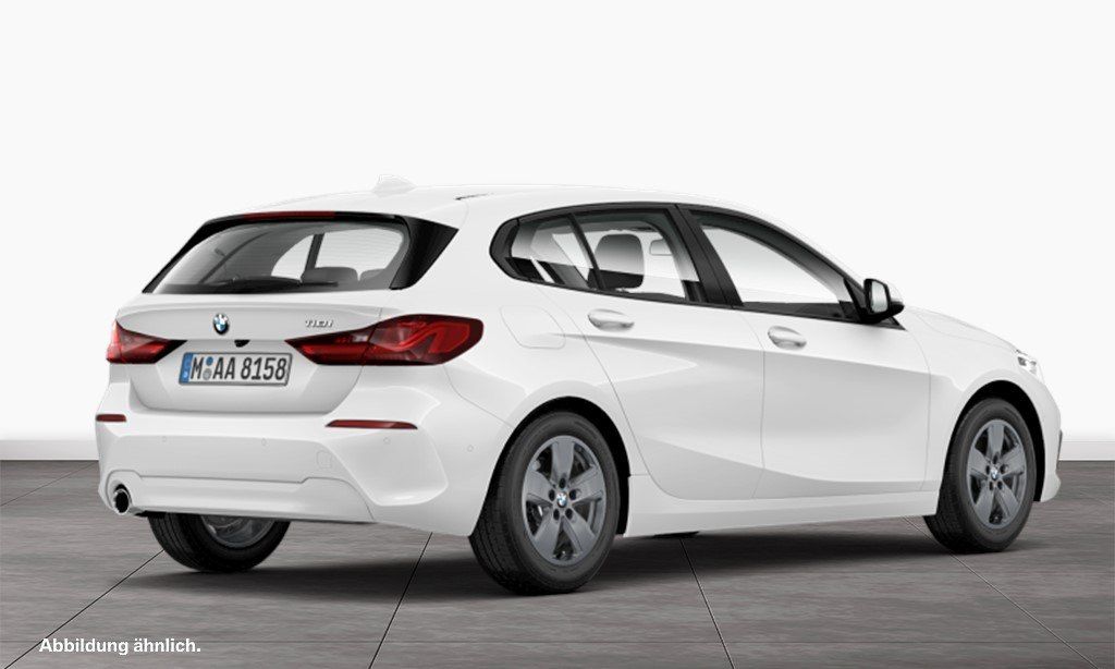 BMW 118 2023 г. Белый, пробег 38012 км