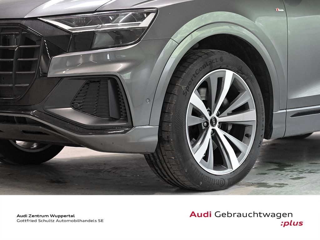 Audi Q8 2023 г. Серый, пробег 55766 км