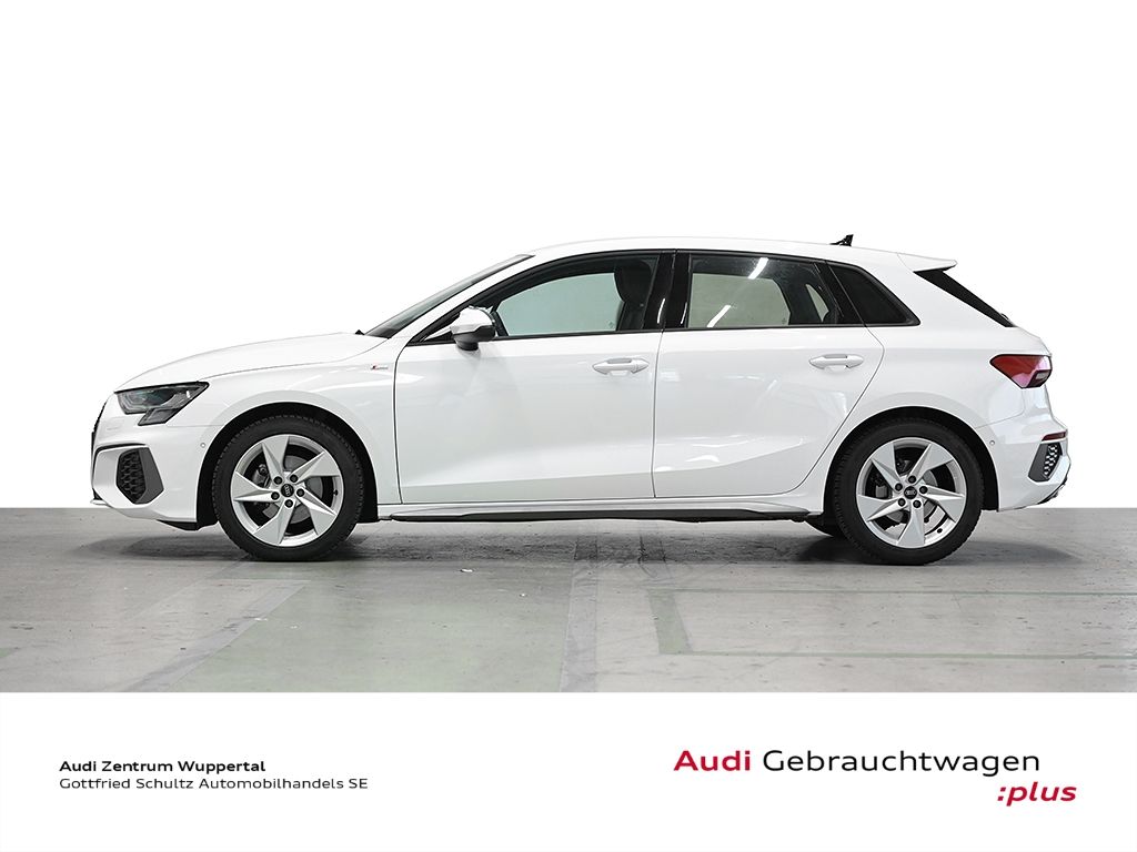 Audi A3 2023 г. Белый, пробег 36689 км