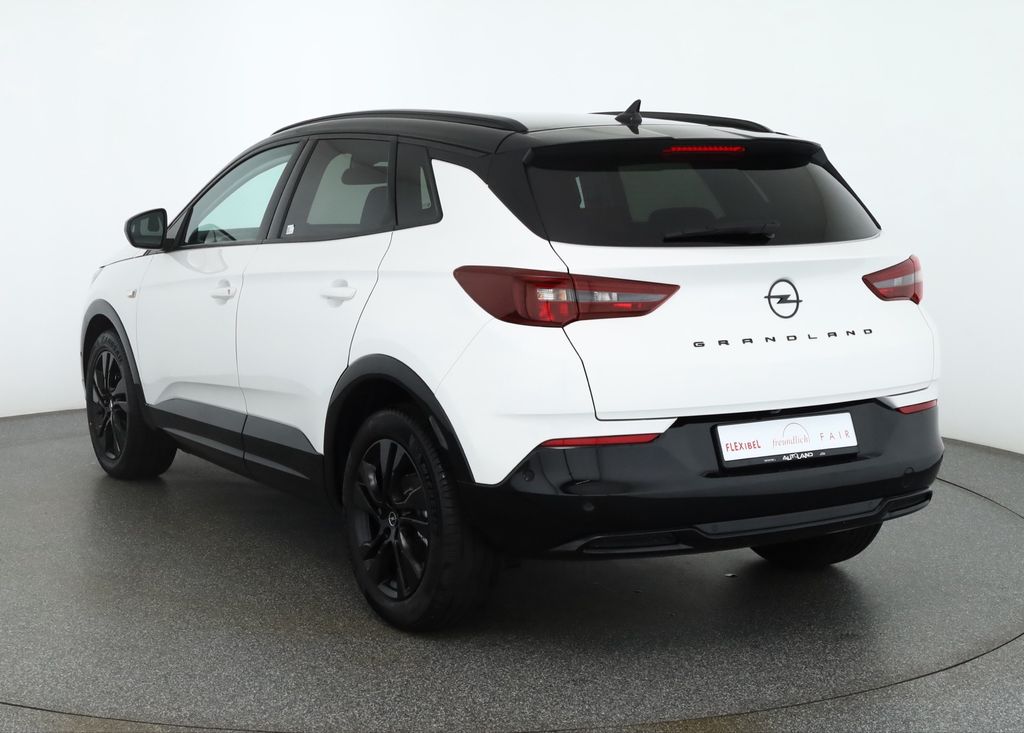 Opel GRANDLAND (X) 2023 г. Белый, пробег 39727 км