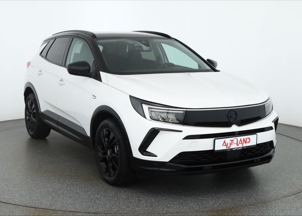 Opel GRANDLAND (X) 2023 г. Белый, пробег 39727 км