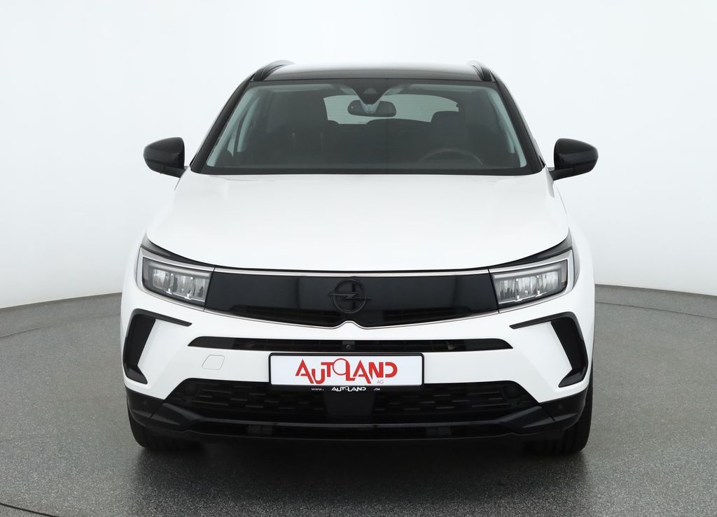 Opel GRANDLAND (X) 2023 г. Белый, пробег 39727 км