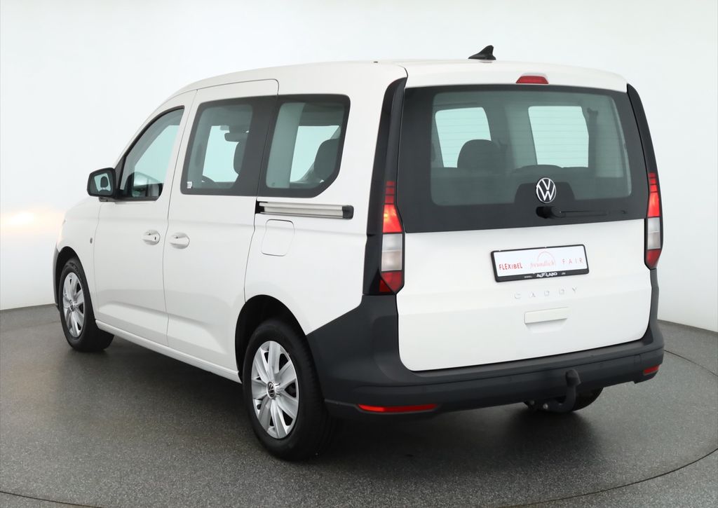 Volkswagen Caddy 2022 г. Белый, пробег 32150 км