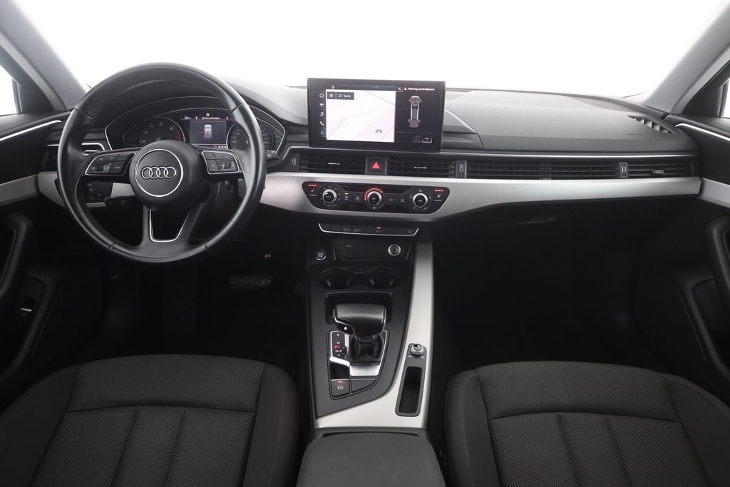 Audi A4 2022 г. Чёрный, пробег 54423 км