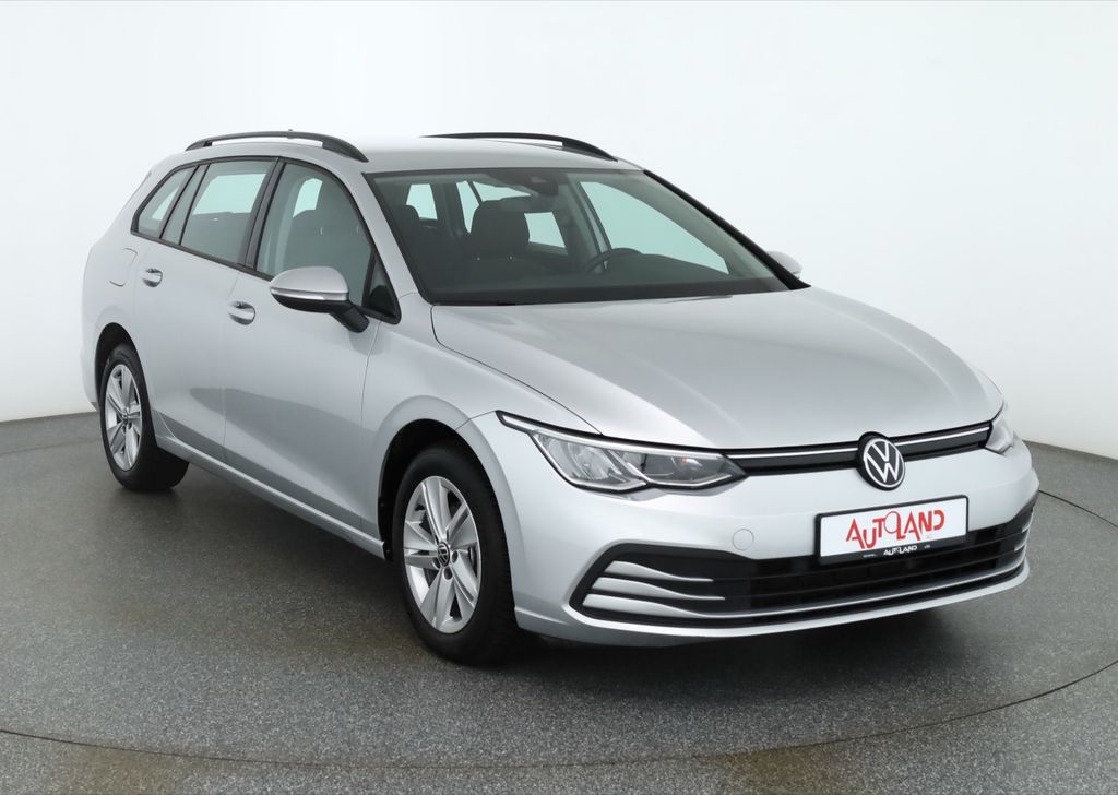 Volkswagen Golf 2024 г. Чёрный, пробег 32341 км
