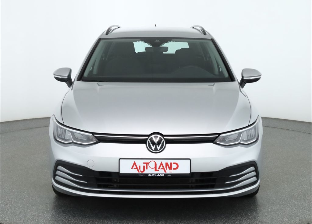 Volkswagen Golf 2024 г. Чёрный, пробег 32341 км